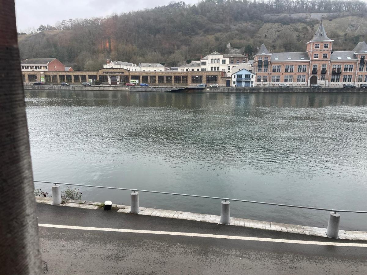 Gites La Vue Sur Meuse Dinant Exteriér fotografie